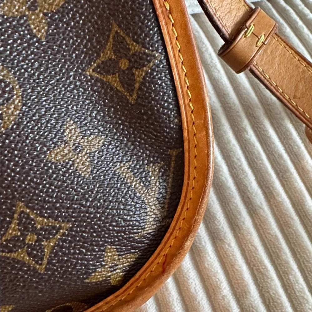 Beautiful vintage Menilmontant Louis Vuitton - Picture 5 of 11